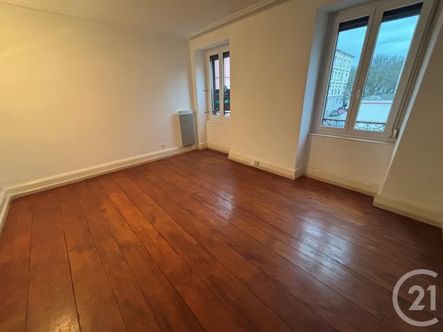 Appartement à louer - 2 pièces - 55.0 m2 - MULHOUSE - 68 - ALSACE - Century 21 Weiblen Immeubles